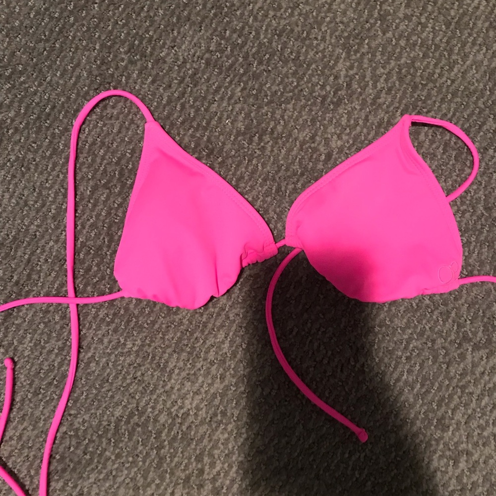 Pink bikini - Picture 3 of 3